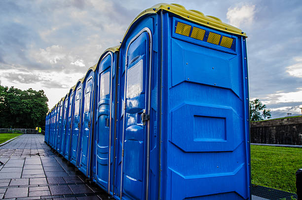 Best Affordable portable toilet rental  in Kinsley, KS
